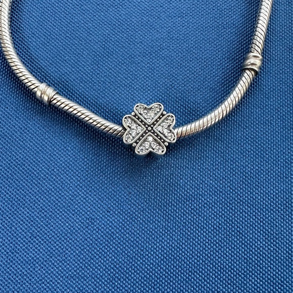 925 Sterling Silver Jewelry - 925 Italy Sterling Silver Elegant Clover Charm for Pandora